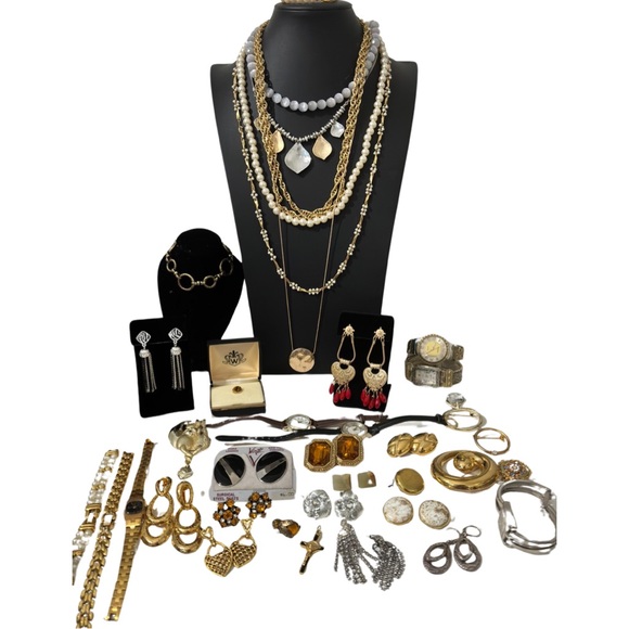 Jewelry - Entire jewelry lot vintage to modern